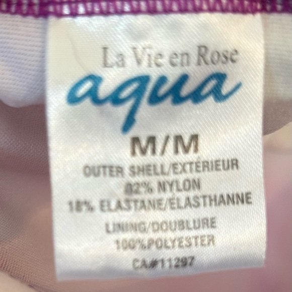 Woman bathing suit - Picture 8 of 13